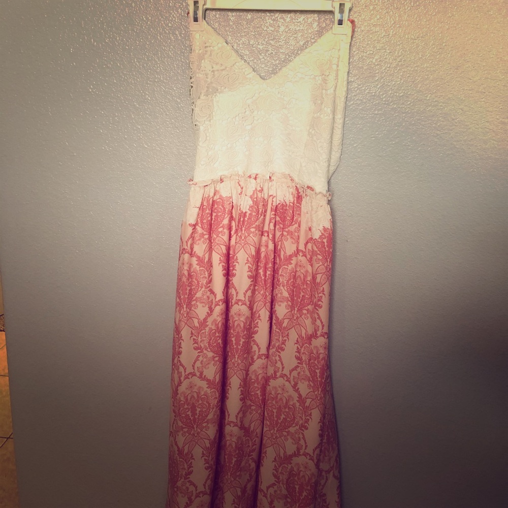 Backless Maxi Dress